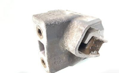 MOTOR TAKOZU ÖN XF106