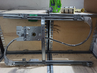 CAM KRİKOSU MOTORLU TİP (METAL SAC KORUMALI) SOL